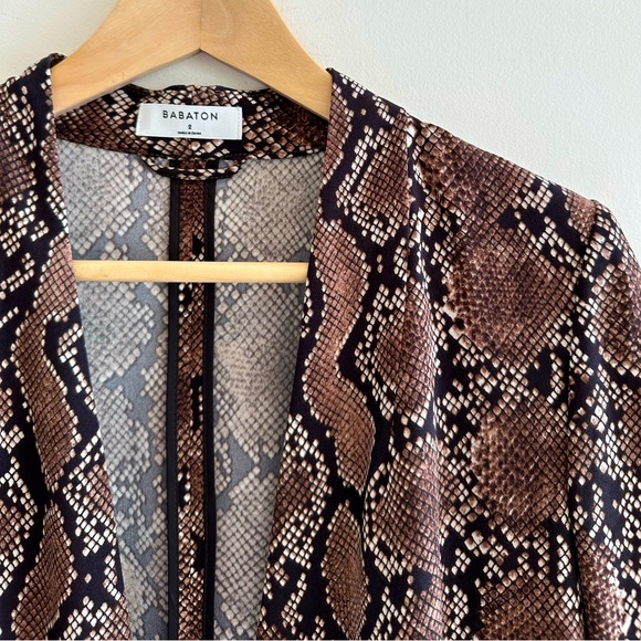 BNWOT Aritzia Babaton Power Blazer - Picture 2 of 7